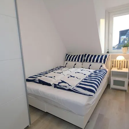 Watthaus-3-gemuetliche-dachgeschosswohnung-fuer-3-personen *